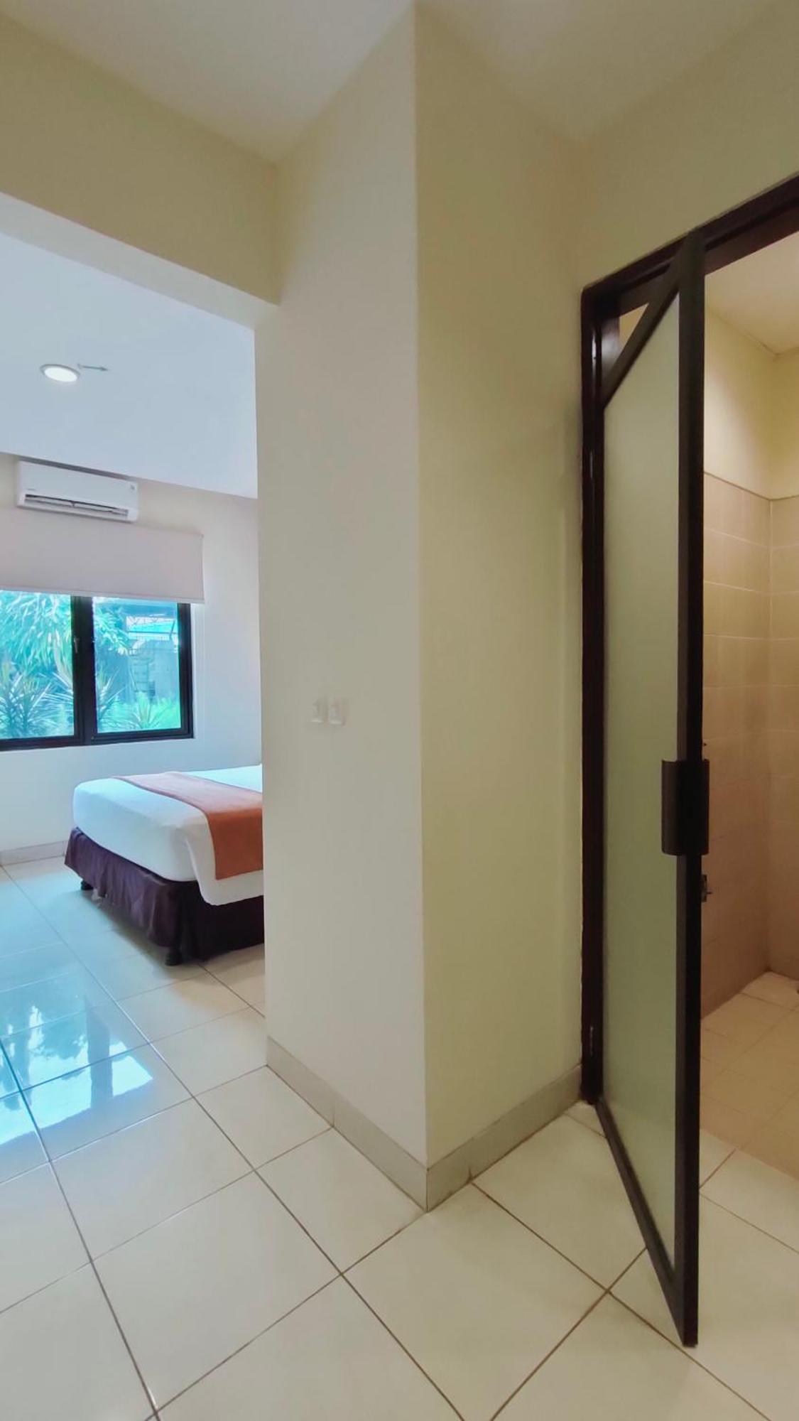 D'Bamboo Suites Jakarta Exterior foto